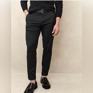 Banana Republic Men’s Blcak Chinos Pants
